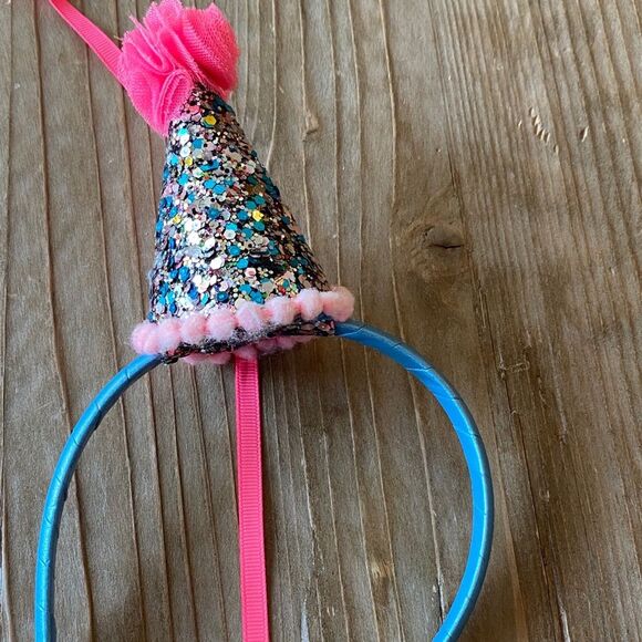 Sparkly Star Necklace and Party Hat Headband - Picture 2 of 7